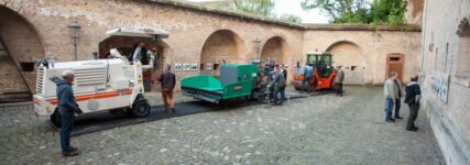 Auf Zeitreise im Straßenbau