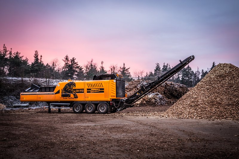 Großhacker DH 910 SA-B Super Panther - bd baumaschinendienst