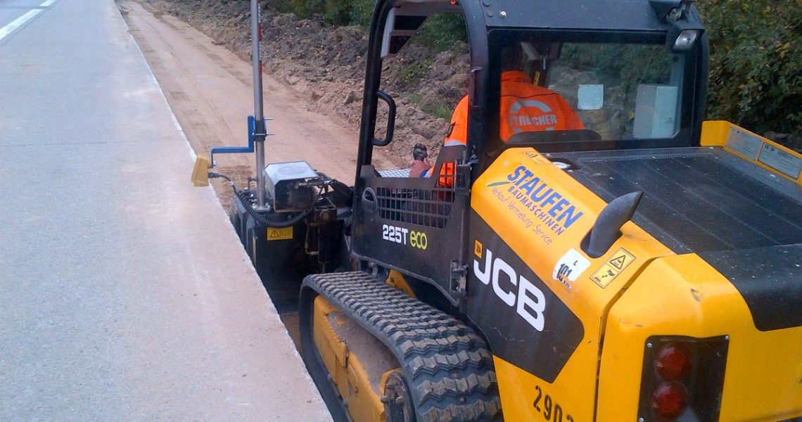 JCB Raupenlader mit Topcon Schildsteuerung