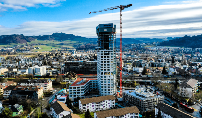 Turmdrehkrane liefern Maßarbeit ab