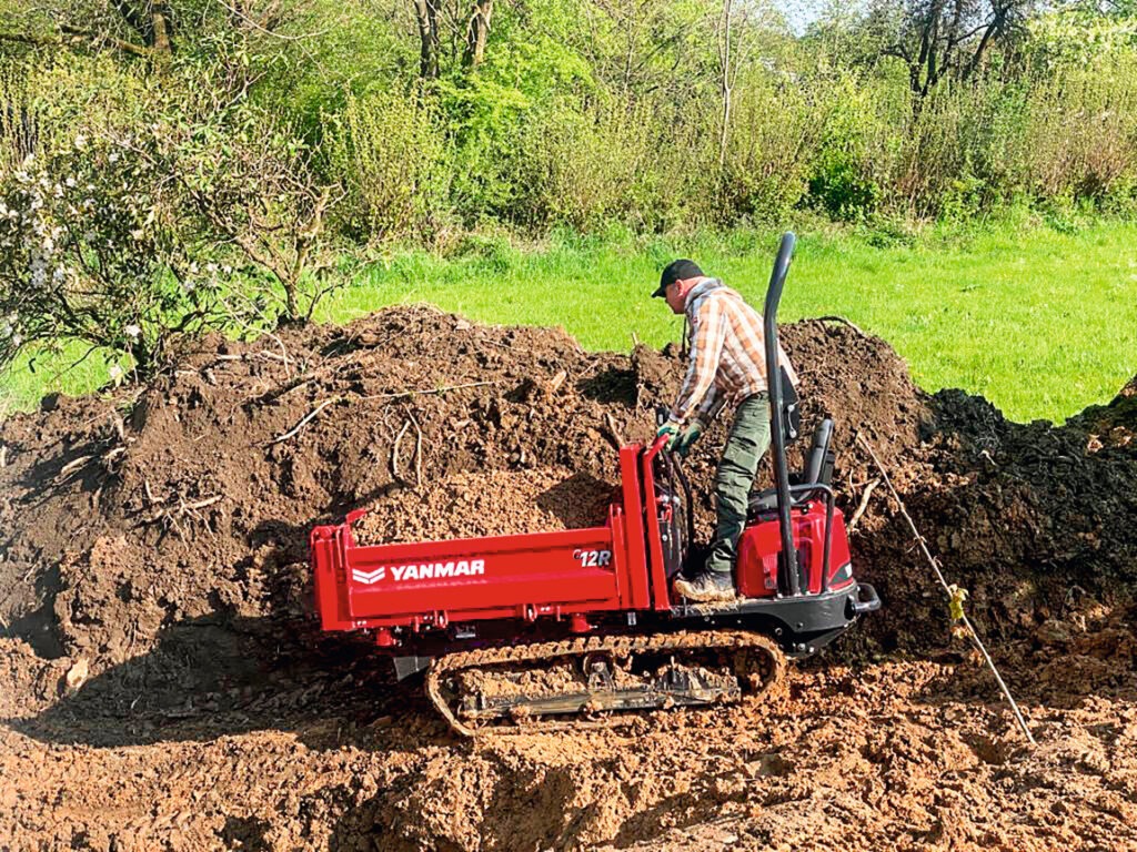 Yanmar C12R Raupendumper