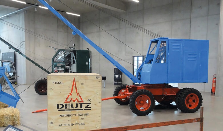 Deutz historische Baumaschine