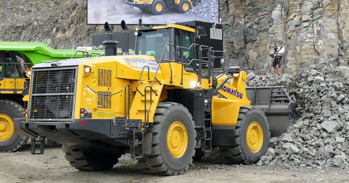 Komatsu Radlader WA 600-8