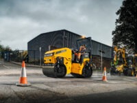 JCB komplettiert Tandemwalzen-Range mit zwei neuen Modellen