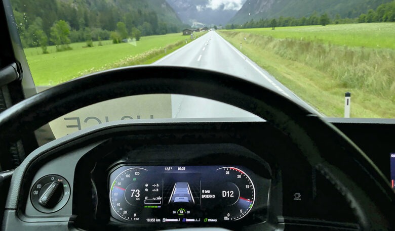 MAN TGX: Blick aus dem Cockpit