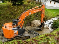 Robustes Gespann arbeitet punktgenau